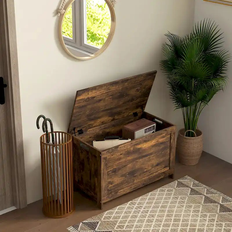 Holztruhe mit Sicherheitsscharnieren und Griffmulden
