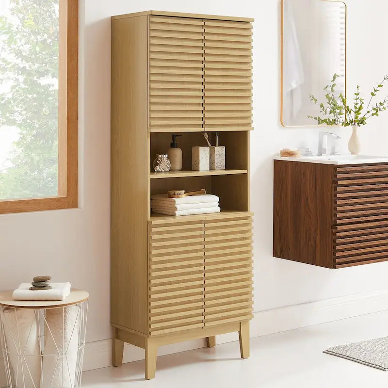 63 Zoll hoher Badezimmerschrank mit Soft-Close-Türen und verstellbaren Einlegeböden